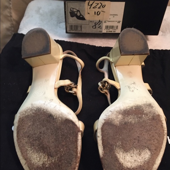 COPY - Vintage Chanel shoesSize 8 1/2 - Picture 6 of 8